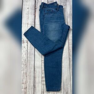 Women’s 14S Universal Thread Jegging